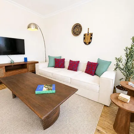 Apartment Padma Iii