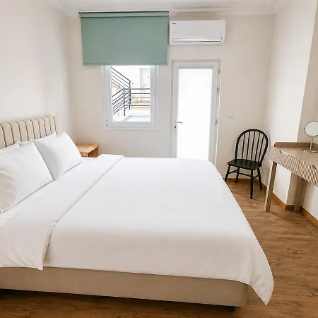 Padma Iii Apartment